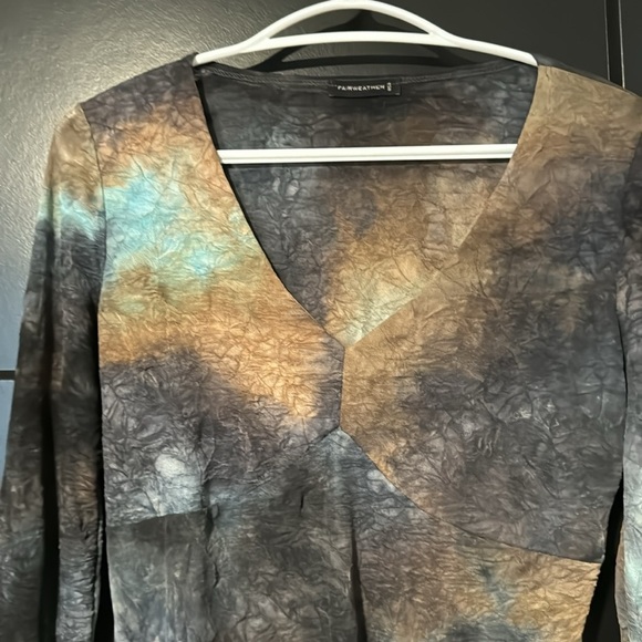 Fairweather USA Vintage Scrunched Tie Dye Bell Sleeve Blouse - Picture 4 of 7